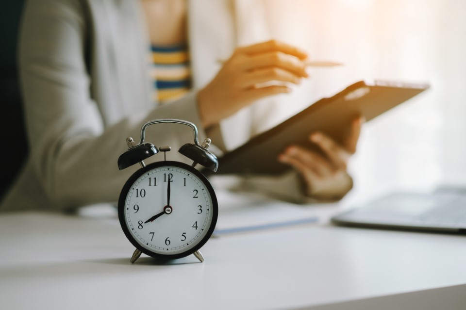 cambio-hora-2026-cae